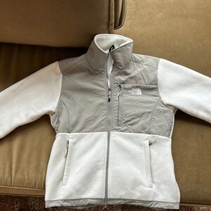 The North Face Women's Gray and White Jacket